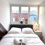 Simply Five Apartment